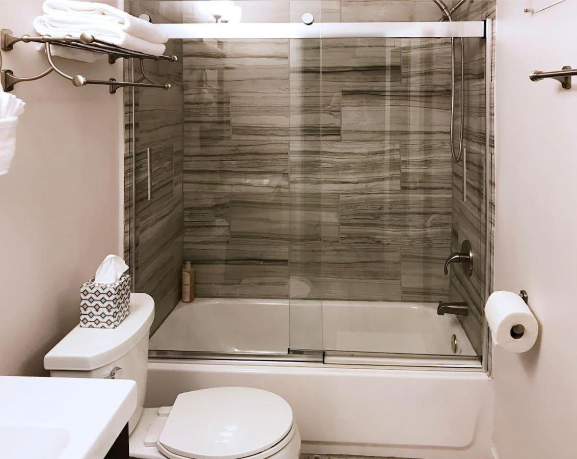 Downtown Spectrum - Location - Comfort - Style Holiday home *